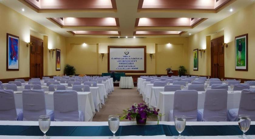 Lake View Hotel And Golf Club Hua Hin Exterior photo